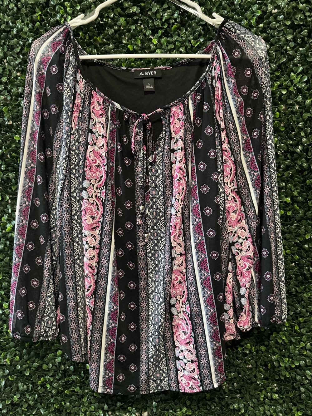 A. BYER WOMEN'S BOHO PEASANT Tie Front LONG SLEEVE BLOUSE